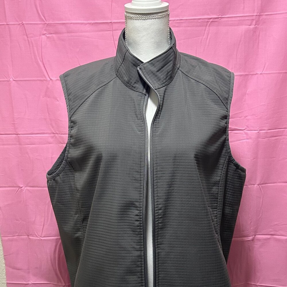Land's End gray vest, ladies's size XL (18)